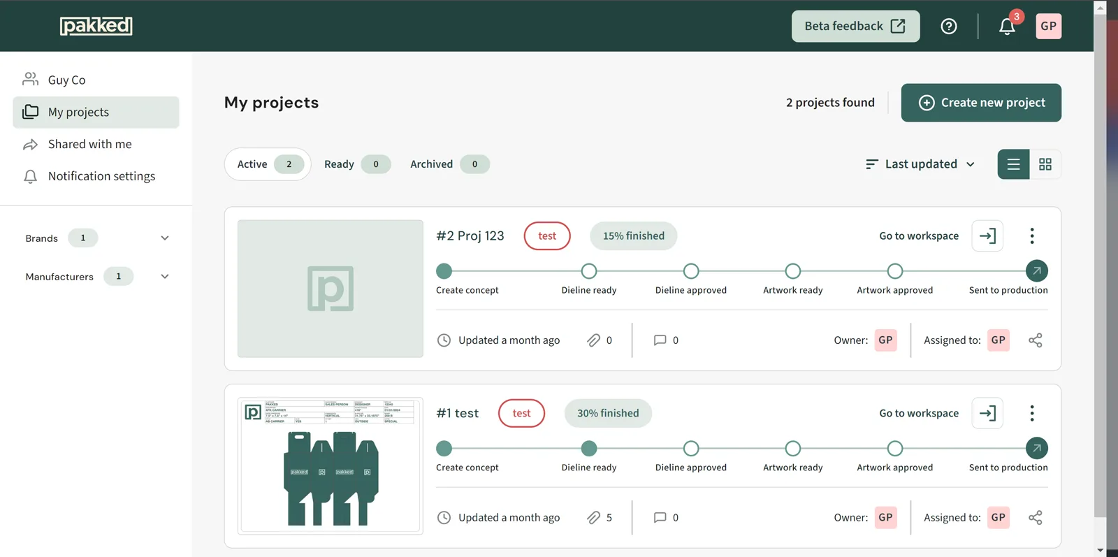 El panel de proyectos de Pakked, con los proyectos de embalaje y sus etapas de aprobación.